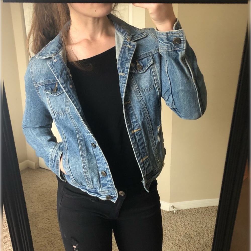 Lightly Distressed Denim Jean Jacket - Picture 7 of 7